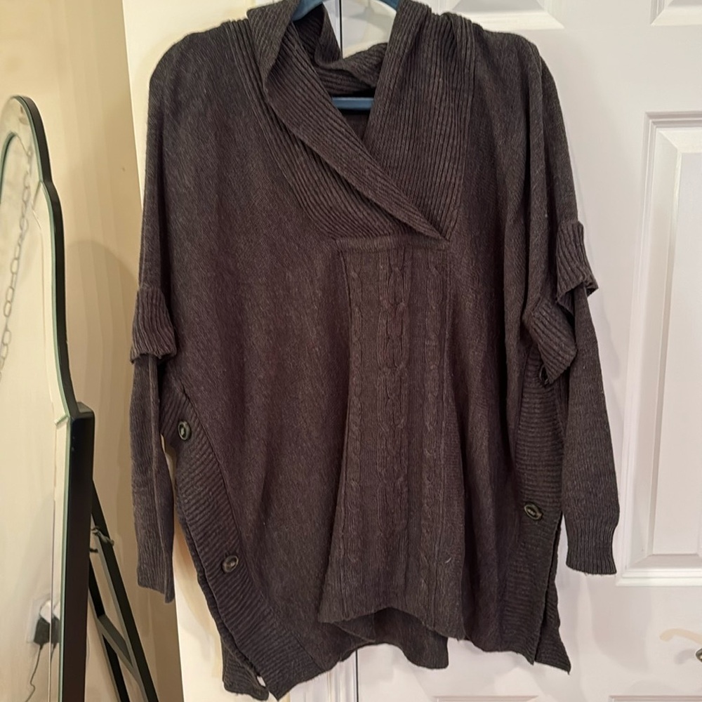 Design Lab sweater